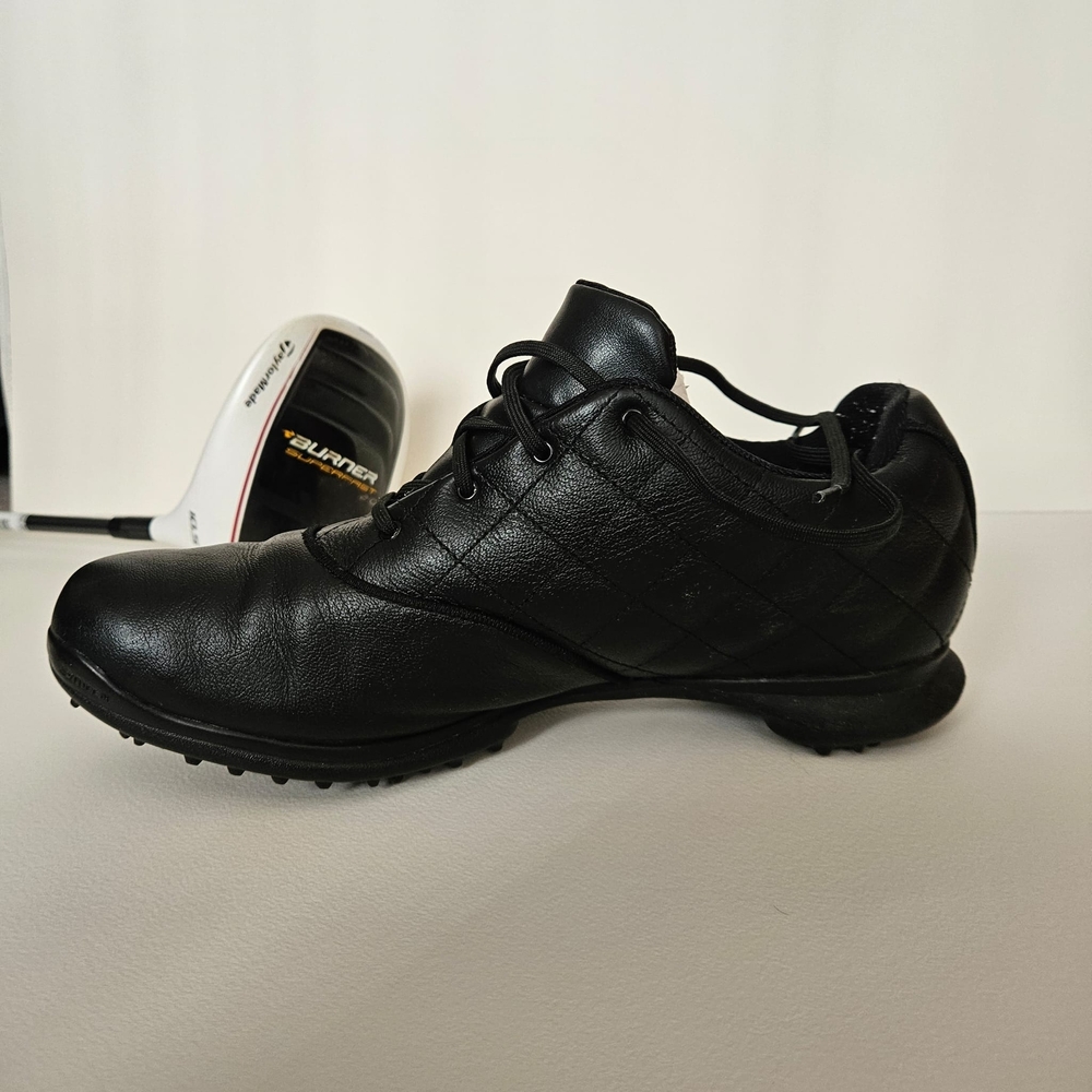 🏌‍♀️Adidas Traxion Black Quilted Golf Shoes - Picture 4 of 13